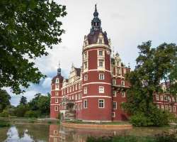 The Castle is located on the west side of the river.